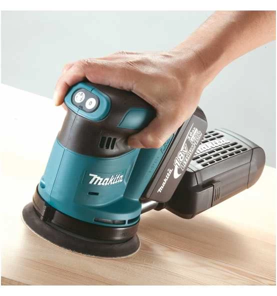 Makita Akku-Exzenterschleifer 18V, 125 Mm 8 Makita Akku-Exzenterschleifer 18V, 125 Mm – Bild 6