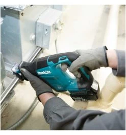 Makita Akku-Reciprosäge 18V, 0-3.000 Min, 20 Mm 16 Makita Akku-Reciprosäge 18V, 0-3.000 Min, 20 Mm -Fachgeschäft für Elektrowerkzeuge akku saebelsaege 1465089 czm