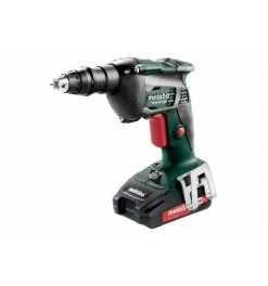 Metabo Akku-Trockenbauschrauber SE 18 LTX 6000 + 18 V Li-Ion, 2 X 2 Ah + Kunststoffkoffer + ASC 55