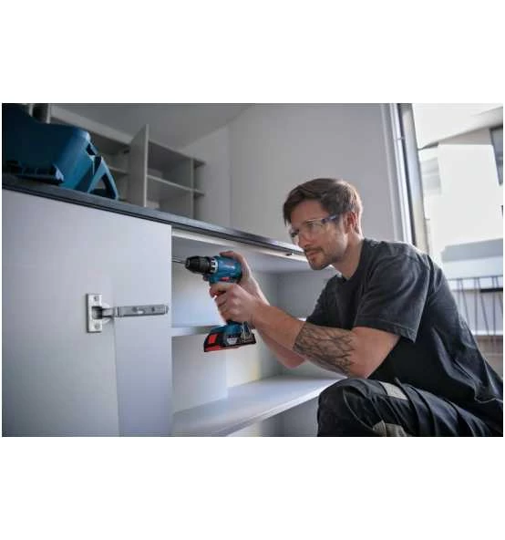 Bosch Akku-Bohrschrauber GSR 18V-45, Mit 2 X 2.0Ah Li-Ion Akku, L-Case 6 Bosch Akku-Bohrschrauber GSR 18V-45, Mit 2 X 2.0Ah Li-Ion Akku, L-Case – Bild 4