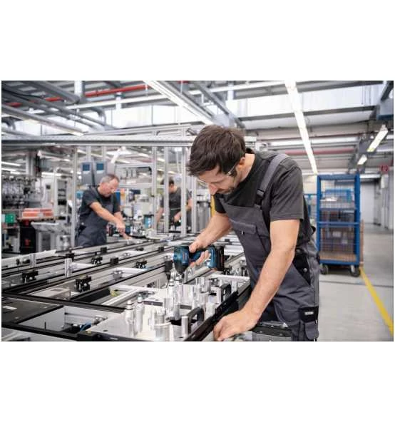 Bosch Akku-Drehschlagschrauber GDR 18V-210 C, Im Karton 5 Bosch Akku-Drehschlagschrauber GDR 18V-210 C, Im Karton – Bild 3