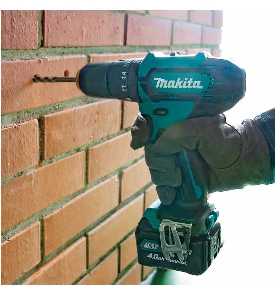 Makita Akku-Schlagbohrschrauber Weiß, 12V Max., 30 Nm, 0-1.700 Min, Akku, Ladegerät, Transportkoffer 6 Makita Akku-Schlagbohrschrauber Weiß, 12V Max., 30 Nm, 0-1.700 Min, Akku, Ladegerät, Transportkoffer – Bild 4