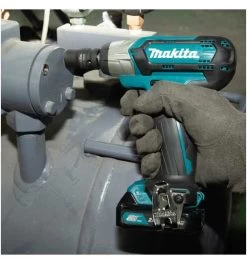 Makita Akku-Schlagschrauber 12V Max., 1/2", 145 Nm, 0-2.600 Min 23 Makita Akku-Schlagschrauber 12V Max., 1/2", 145 Nm, 0-2.600 Min -Fachgeschäft für Elektrowerkzeuge maktia akku schlagschrauber 1470269 czm