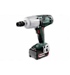 Metabo Akku-Schlagschrauber SSW 18 LTX 600, MetaBOX 145 L, 18V 2x4Ah Li-Power + ASC 55