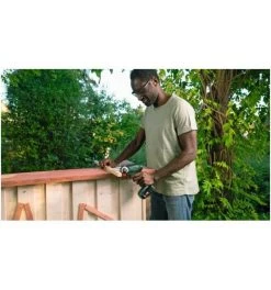 Bosch Akku-Säge Mit NanoBlade-Technologie UniversalCut 18V-65, Ladegerät AL 18V-20 -Fachgeschäft für Elektrowerkzeuge weitere akku saegen 1473547 czm